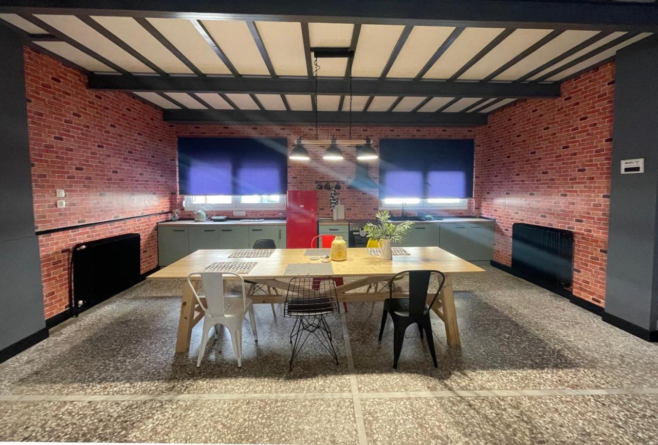 Πανέμορφο Design,Ηλιόλουστη Ισόγεια Μεζονέτα Apartment แคซโทเรีย ภายนอก รูปภาพ